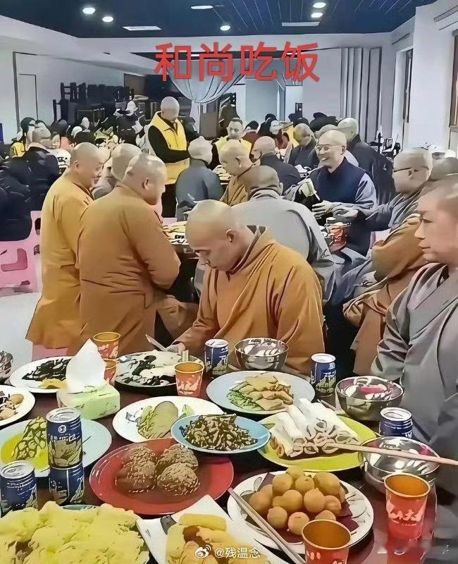 和尚吃饭和道士吃饭，差别不是一般大 