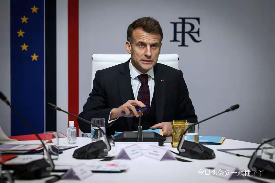 法国今年主办G7峰会，马克龙早前曾释放邀请中国参会的信号，试图借助中国提升峰会影