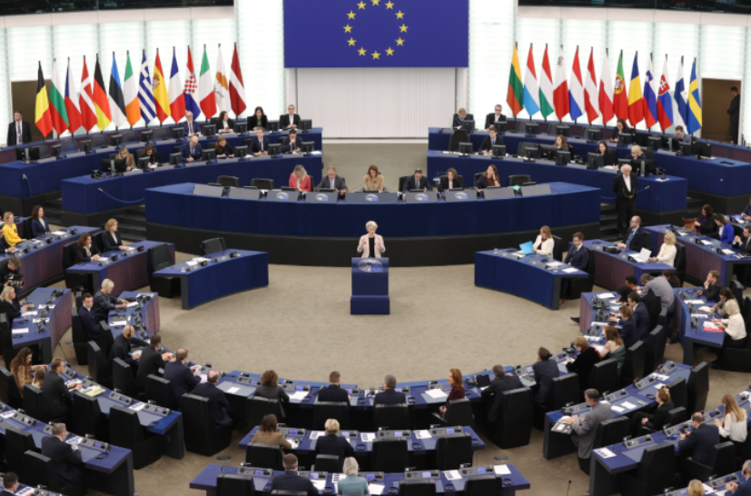 11月1日，中方确认稀土出口管制措施扩展到欧盟。布鲁塞尔显然被这一记声明打懵了，