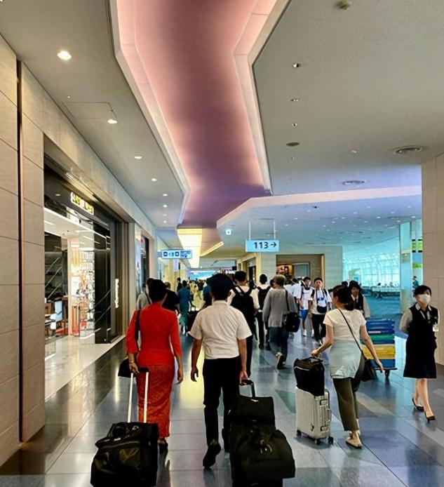 台媒8月14日曝出一件很不寻常的事：3名持台湾护照的台商及家属，8月12日下午抵
