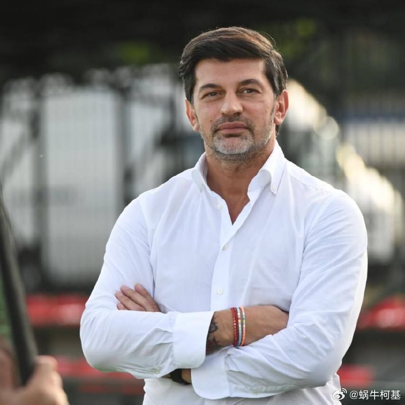 格鲁吉亚当局抨击泽连斯基▪️ 格鲁吉亚执政党领导人基尔茨卡利亚谈到了泽连斯基在联