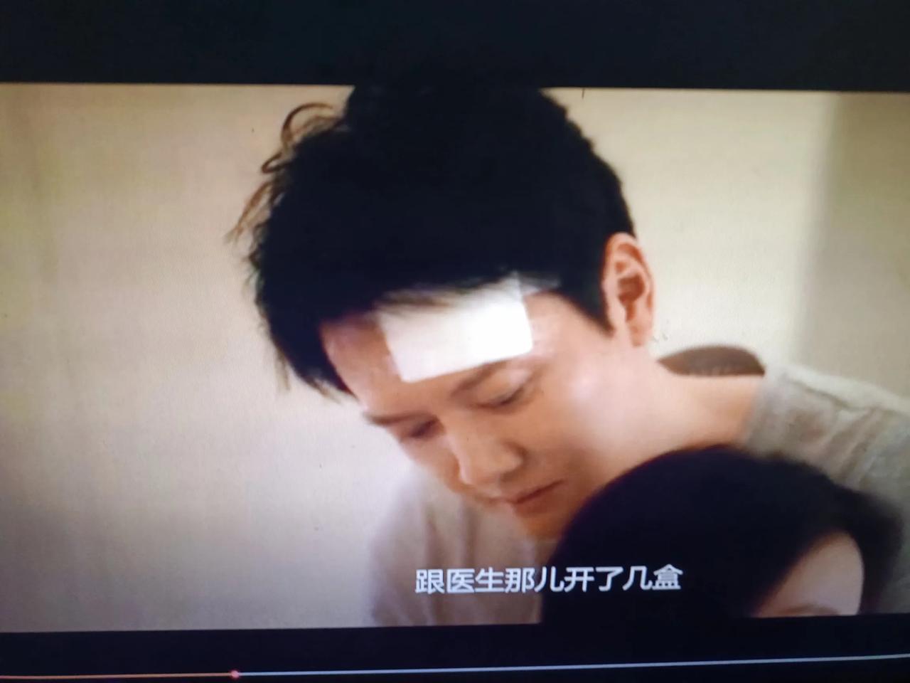 婚前婚后。女主开始得知丈夫外边有人，想过离婚，几次去找律师咨询。可老公胡成从没有