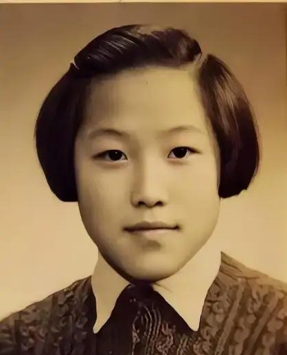 1971 年，陕西一名独居老汉贪图省事省钱，娶了一位比自己小十岁、还坐过牢的女大