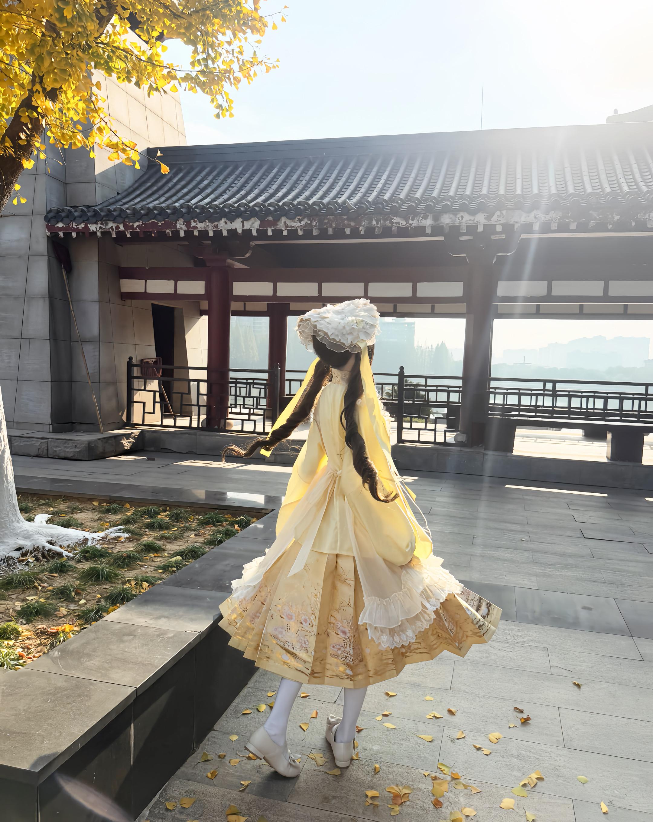 早知道不看言情小说了 居然想一生一世一双人