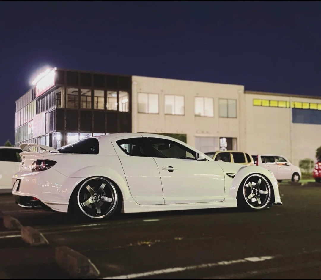 越来越能懂马自达RX-8的美，ADVAN GT绝配
