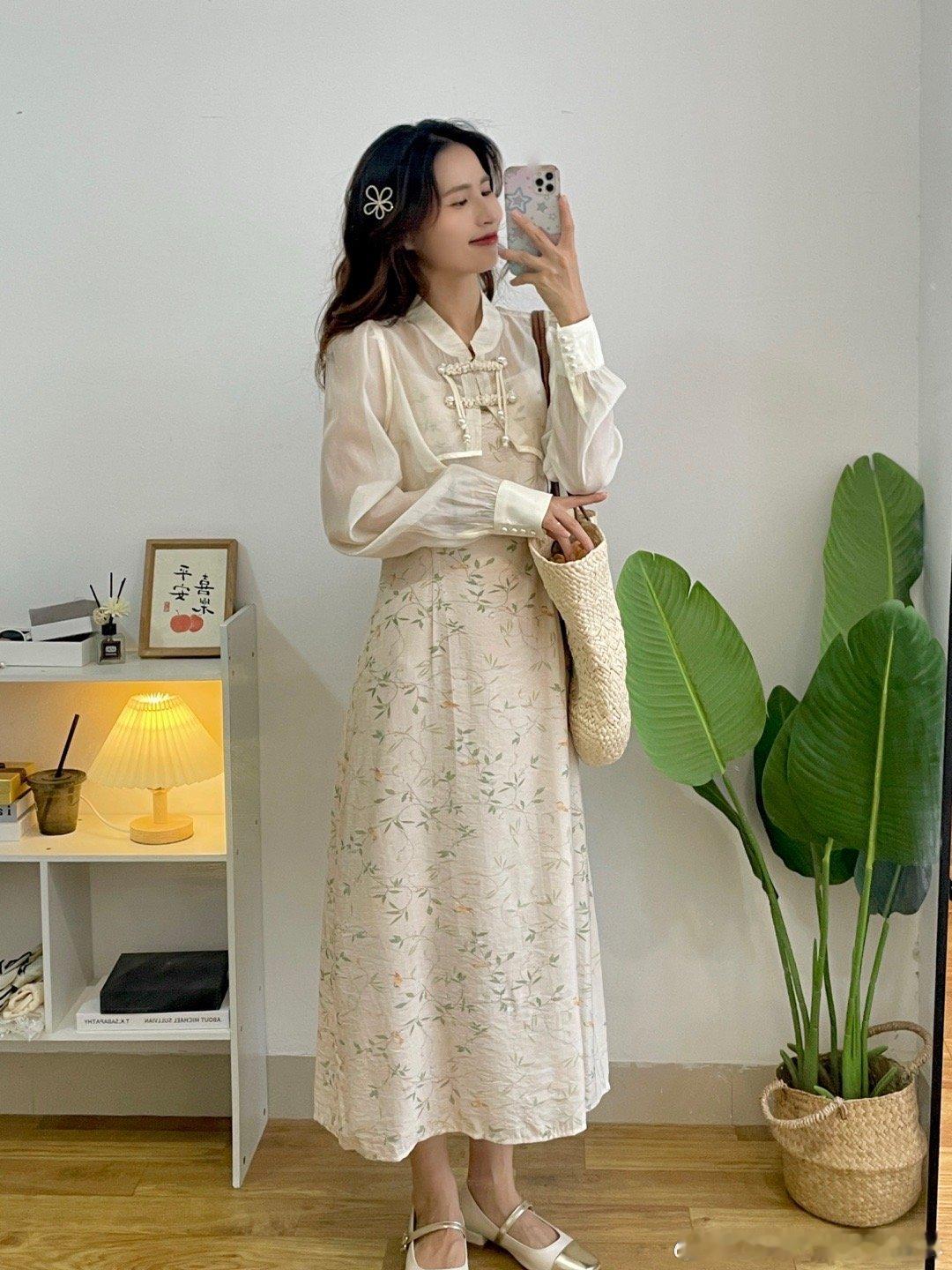 9/26    20：00开拍🍃国风少女的秋日浪漫~这套新中式穿搭真的美到心坎