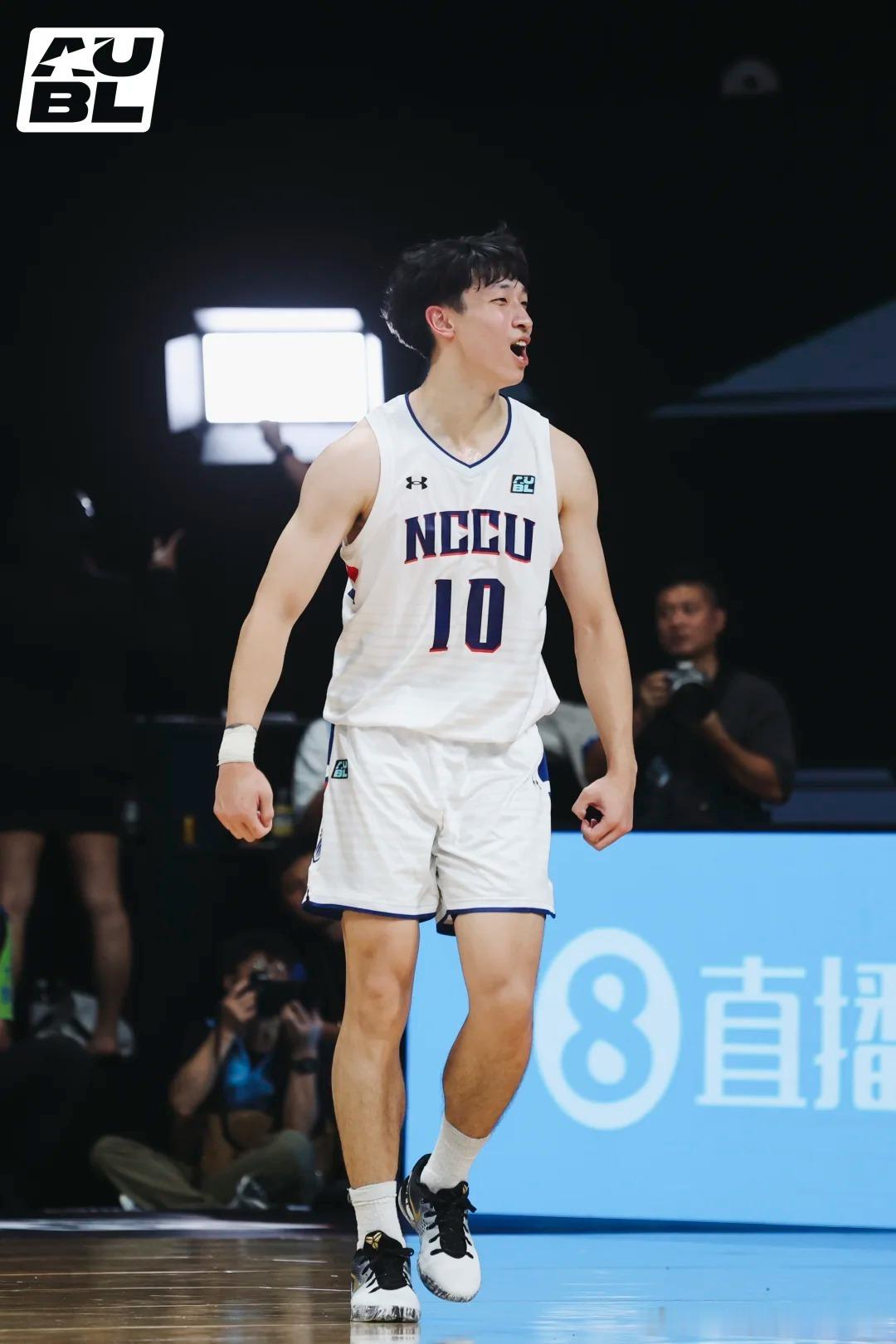 2026-2027赛季CBA选秀大会将于7月28日正式启幕，本届赛事两大热门新秀