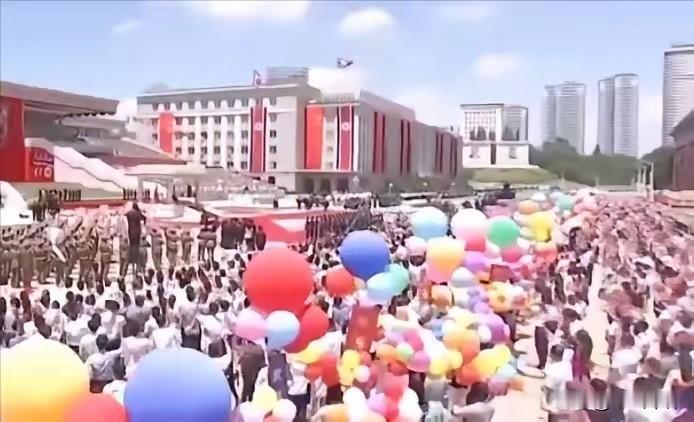 朝鲜近几年的发展稳步提升，连美国媒体也对朝鲜经济成功伸出了拇指！眼下我国领导人正