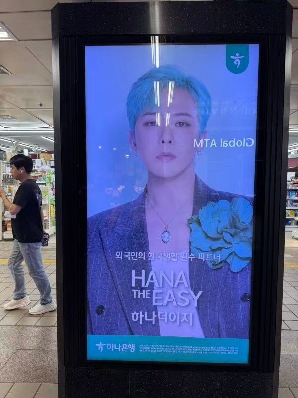 BigBang至今除了权志龙让出去的宇宙航空厅代言没有任何商业代言是一个很值得深