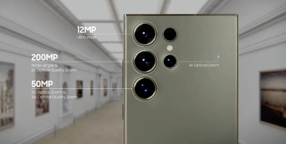 S24 Ultra反向升级点。

1，79mm机身更宽了
2，黑边更窄了，但整体