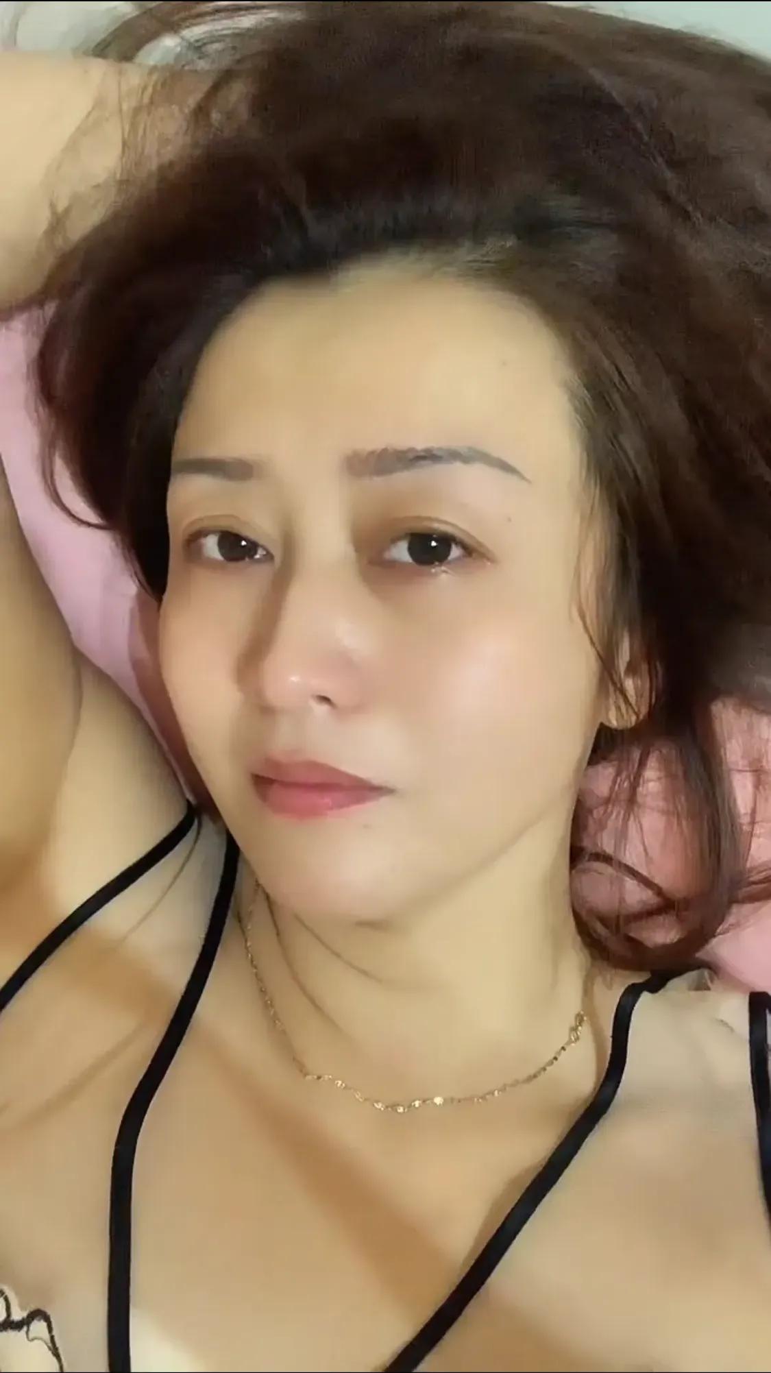 听表姐今天和我讲，她总能遇到奇葩的事，今天又来一桩，听得人是懵逼带转向，大哥这波