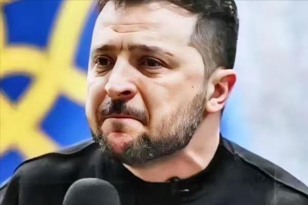 330票赞成，几乎全票通过。1月14日，基辅议会大厅里又响起了熟悉的表决声。战时