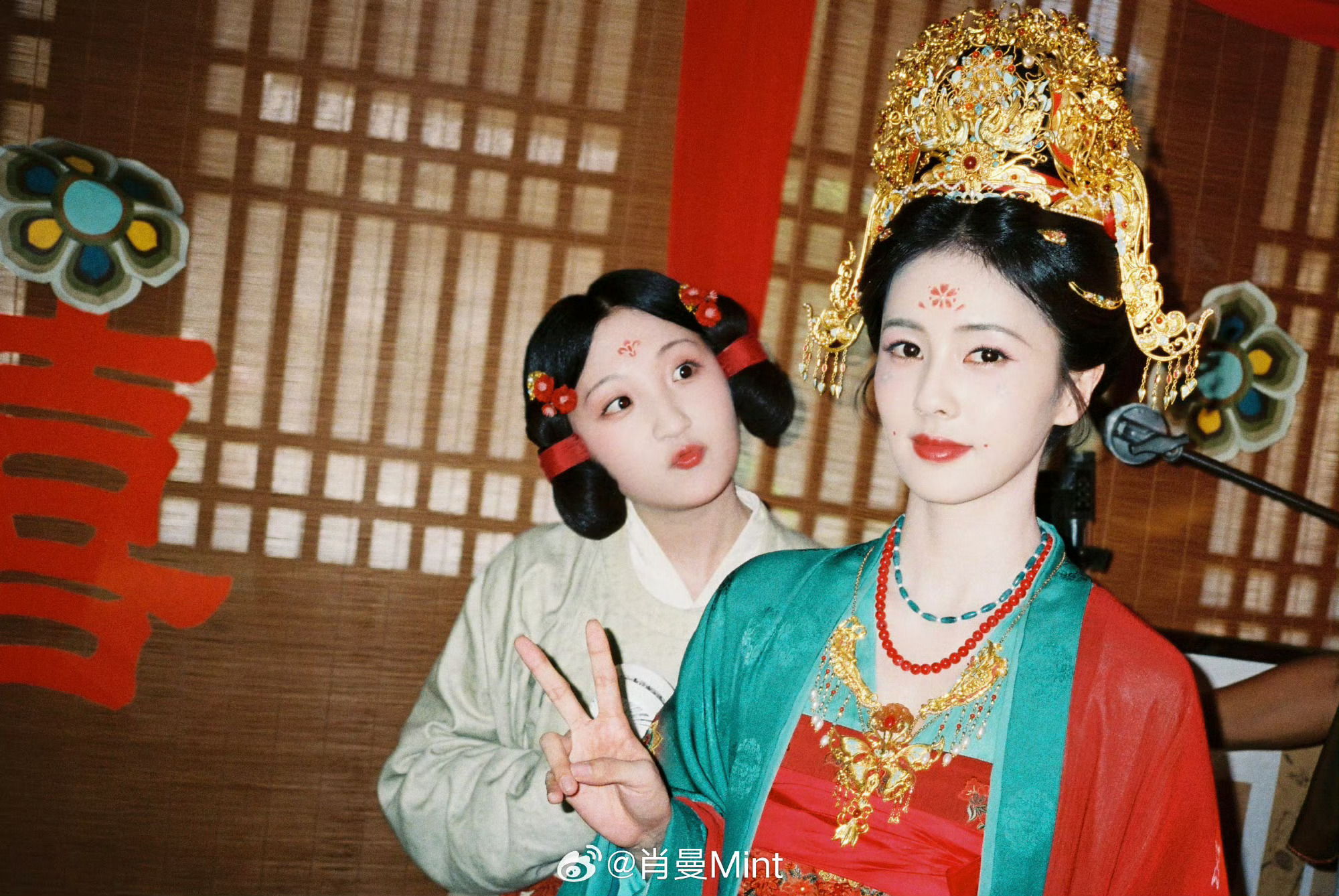 白鹿发莫离战报白鹿朋友圈发莫离战报 白鹿朋友圈发莫离战报，都来看我们叶璃 