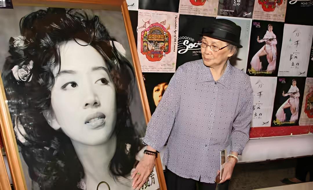 梅艳芳的妈妈覃美金，今天（2026年8月30日）港媒说走了，102岁。当天上午在