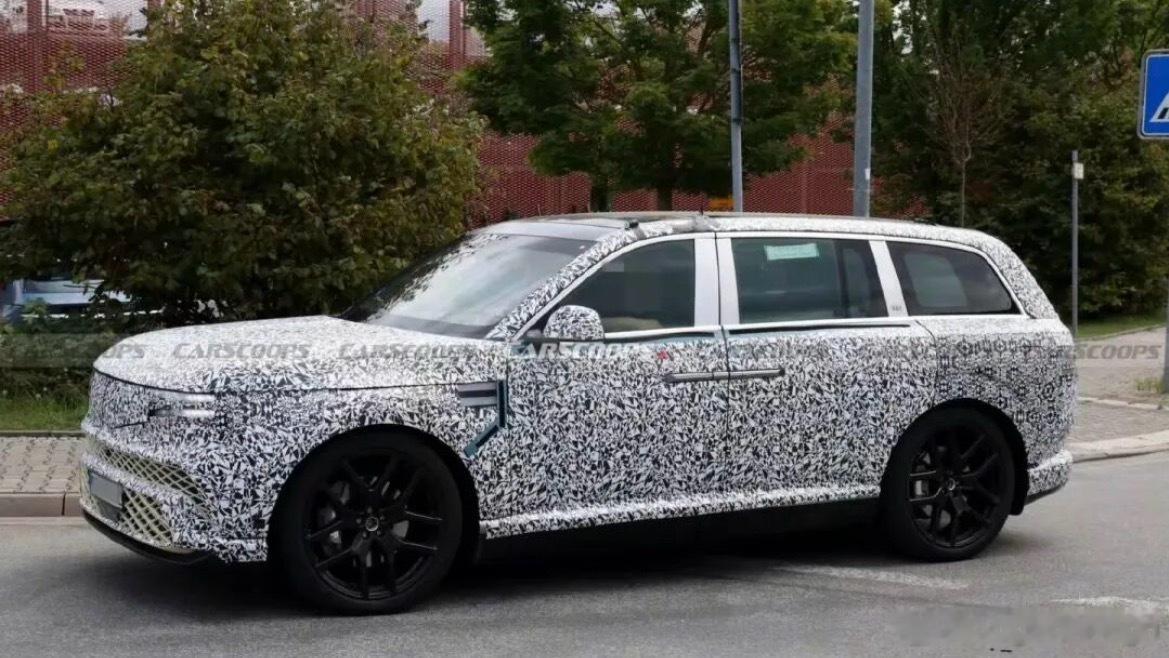 捷尼赛斯GV90量产版谍照曝光！对开门牛逼！说实话，啥冰箱彩电大沙发，地暖洗浴电