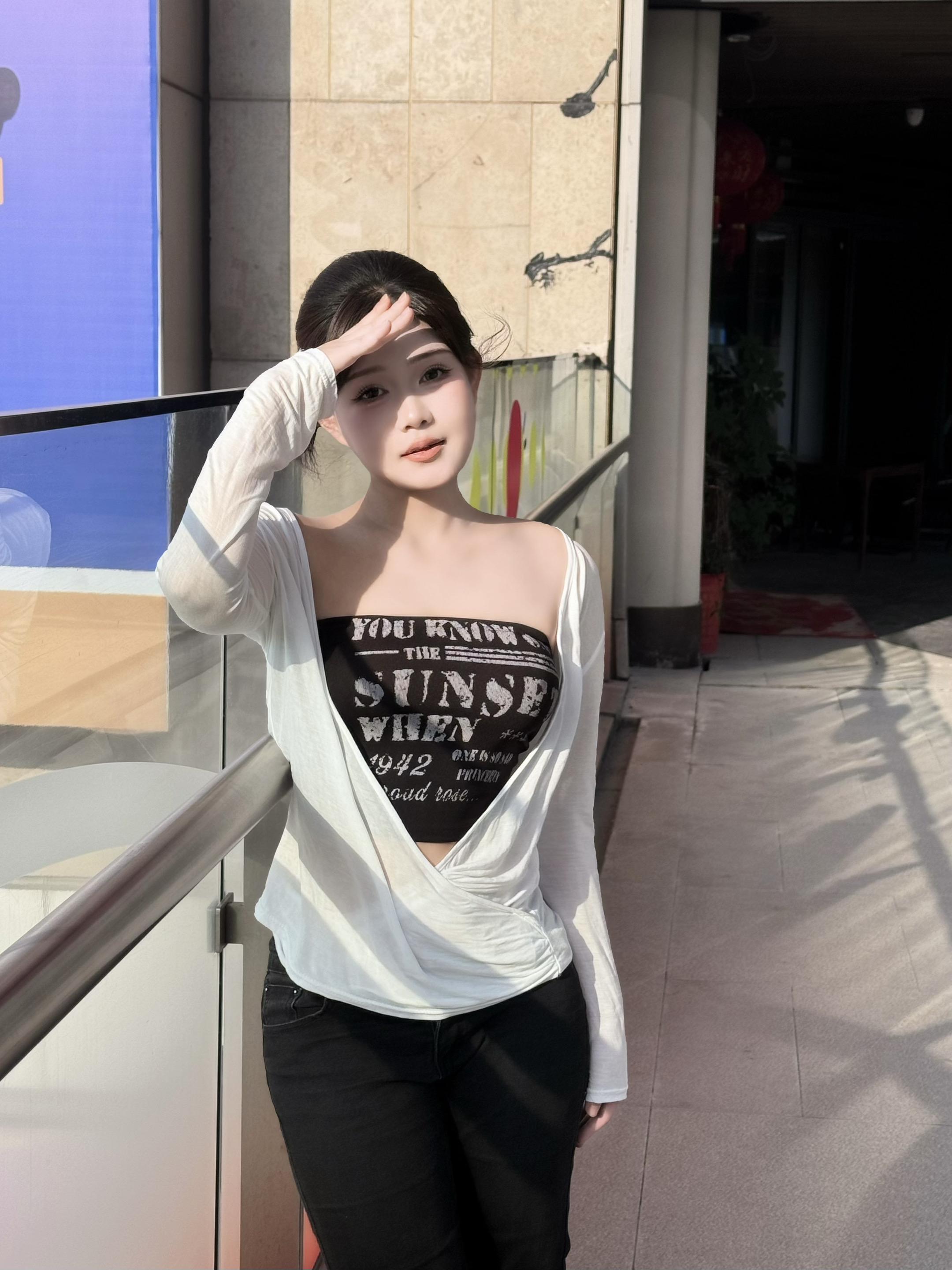 现在的抗压能力，全靠健忘听不懂  记不住  不在乎～