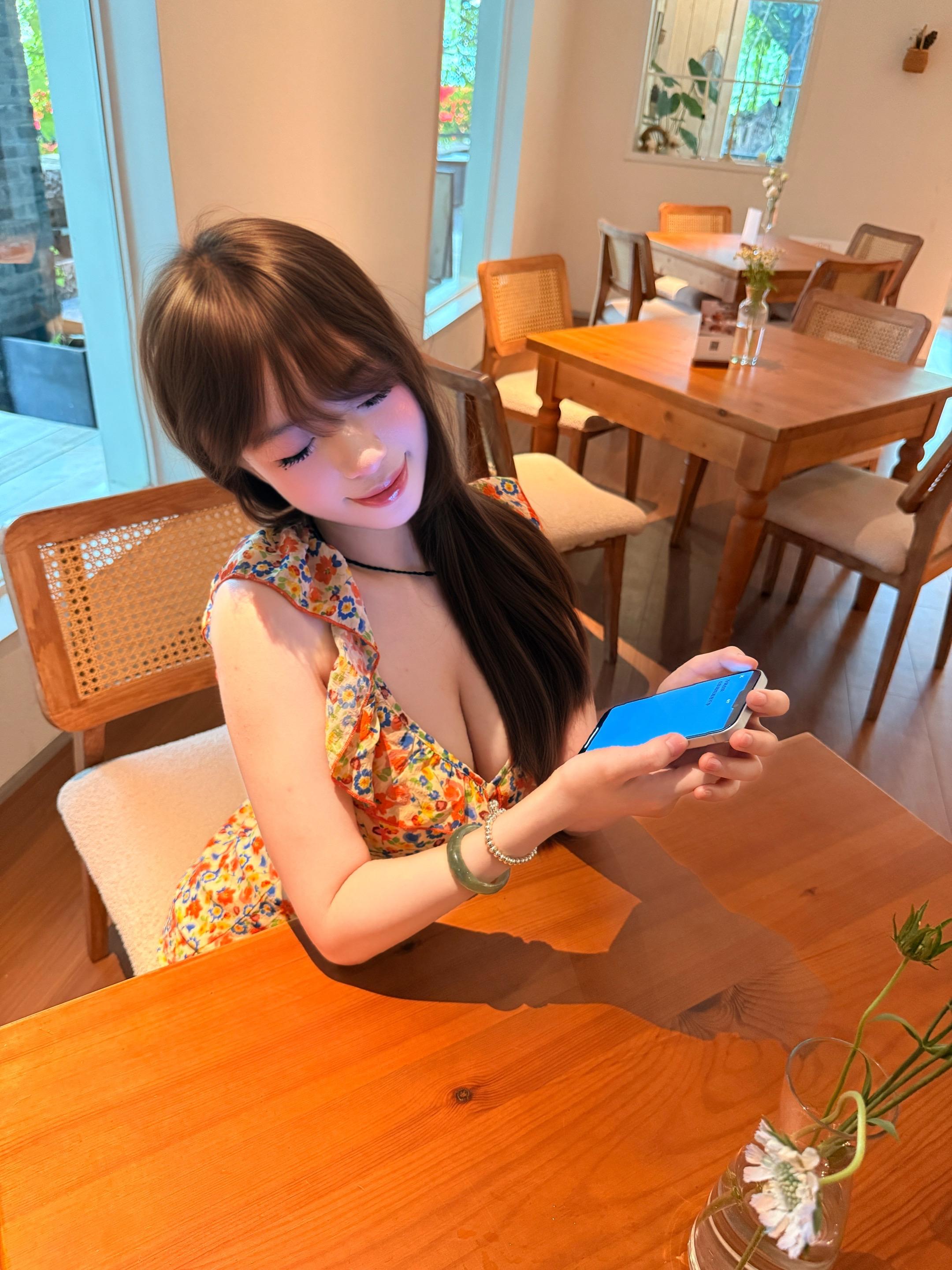 你怒斥我爱你时像一个疯子 离开我以后 你是否遇到一个比我更爱你的人