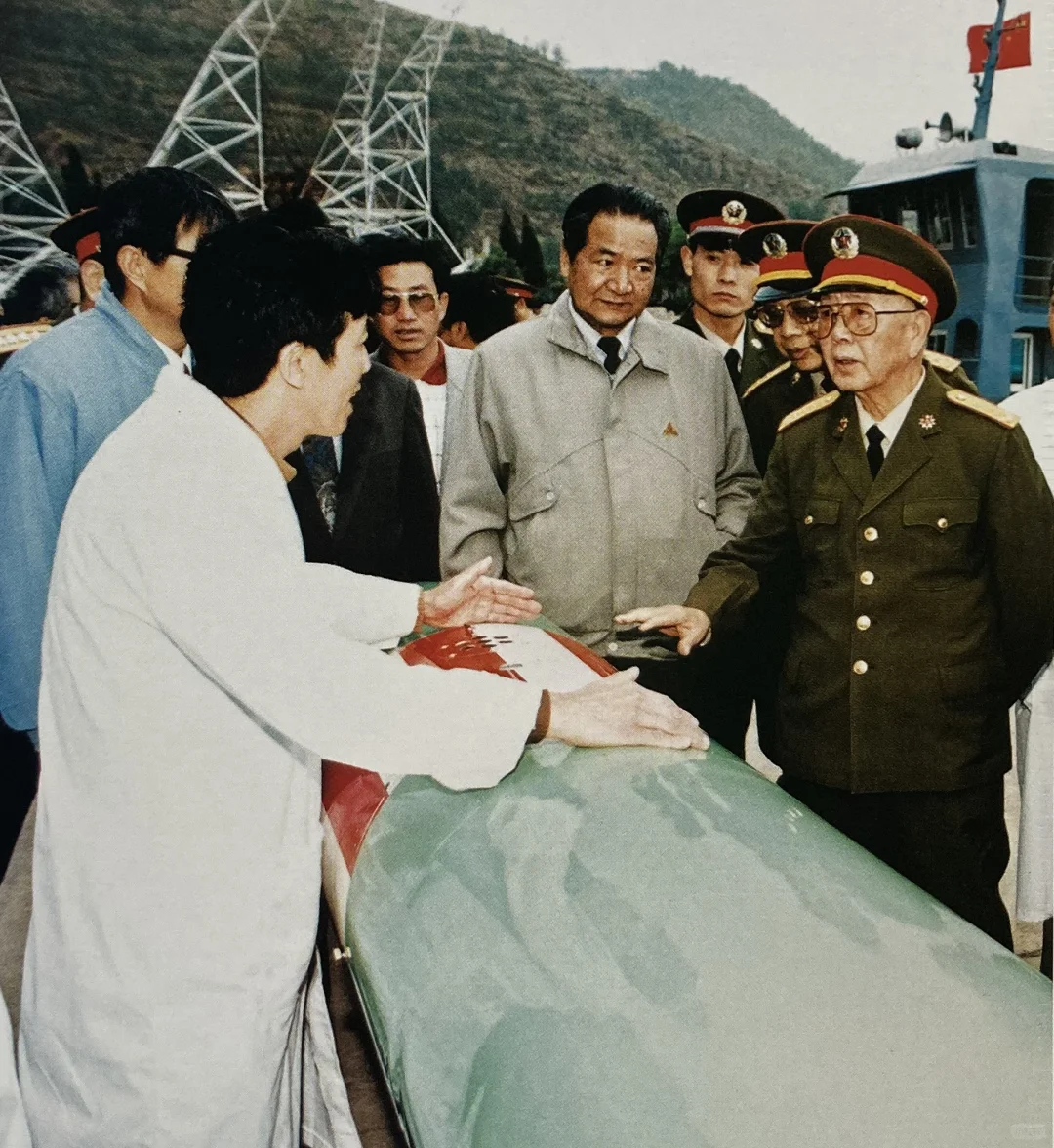 1996年4月在鱼雷试验场