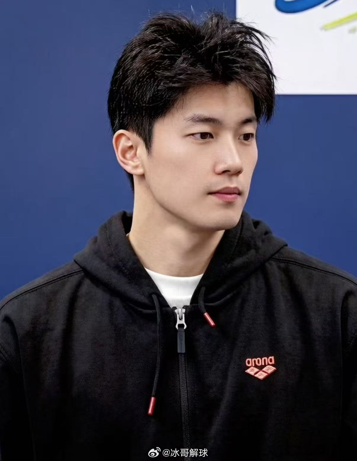 汪顺不喜欢太被关注汪顺坦言不喜欢像娱乐明星那样被过度关注，更愿专注做运动员与教练