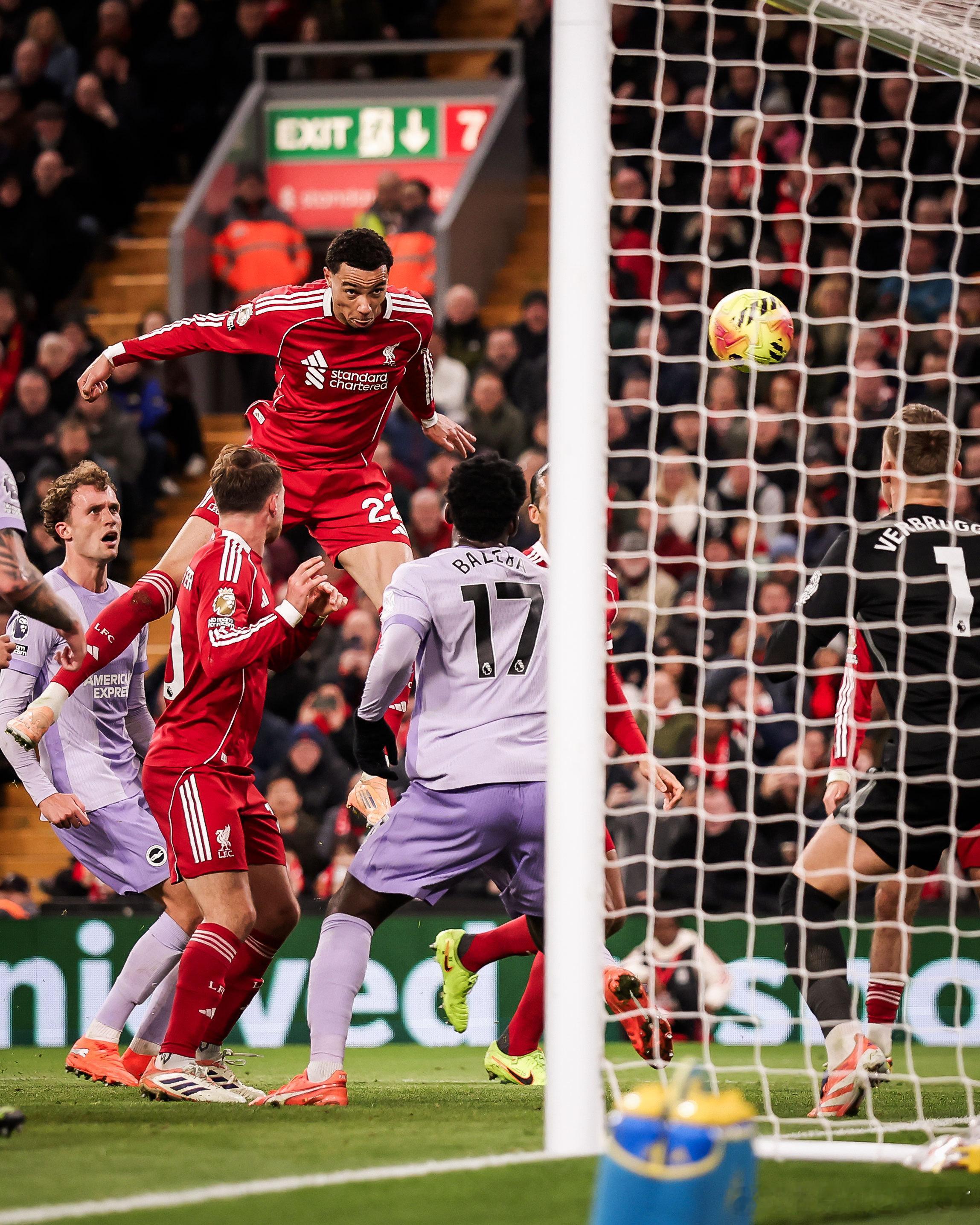 2-0战胜布莱顿，起码跟住了前四的步伐了。。。就本场比赛而言，状态最好的要数琼斯