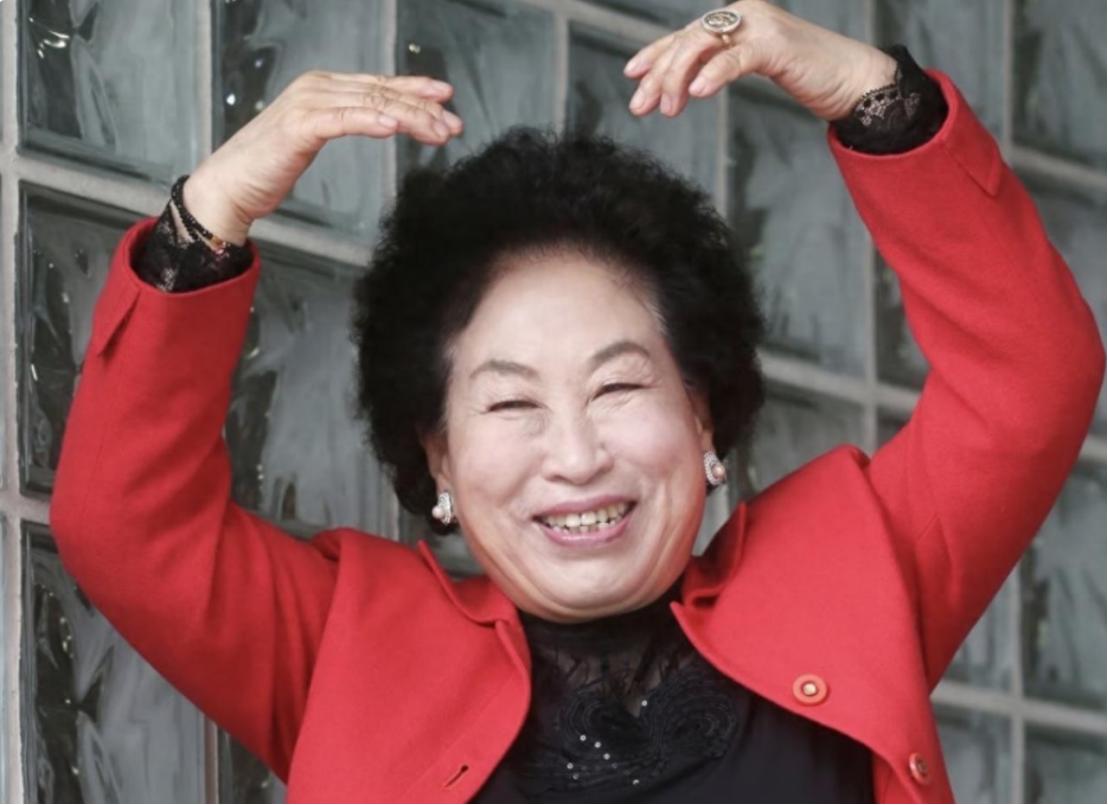 韩国第一股神正式诞生！15年前投资海力士至今，回报率高达9000%！
 
事情还
