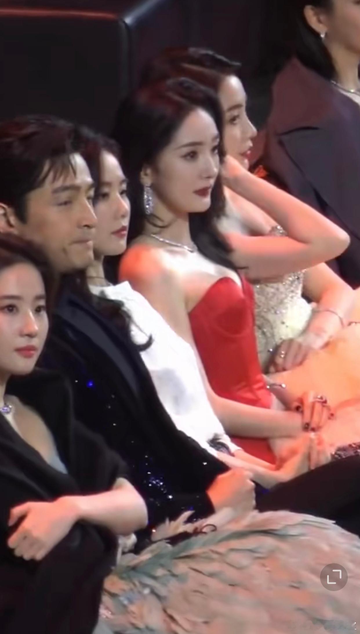 刘亦菲 胡歌 刘诗诗 杨幂 Angelababy合照 ​​​