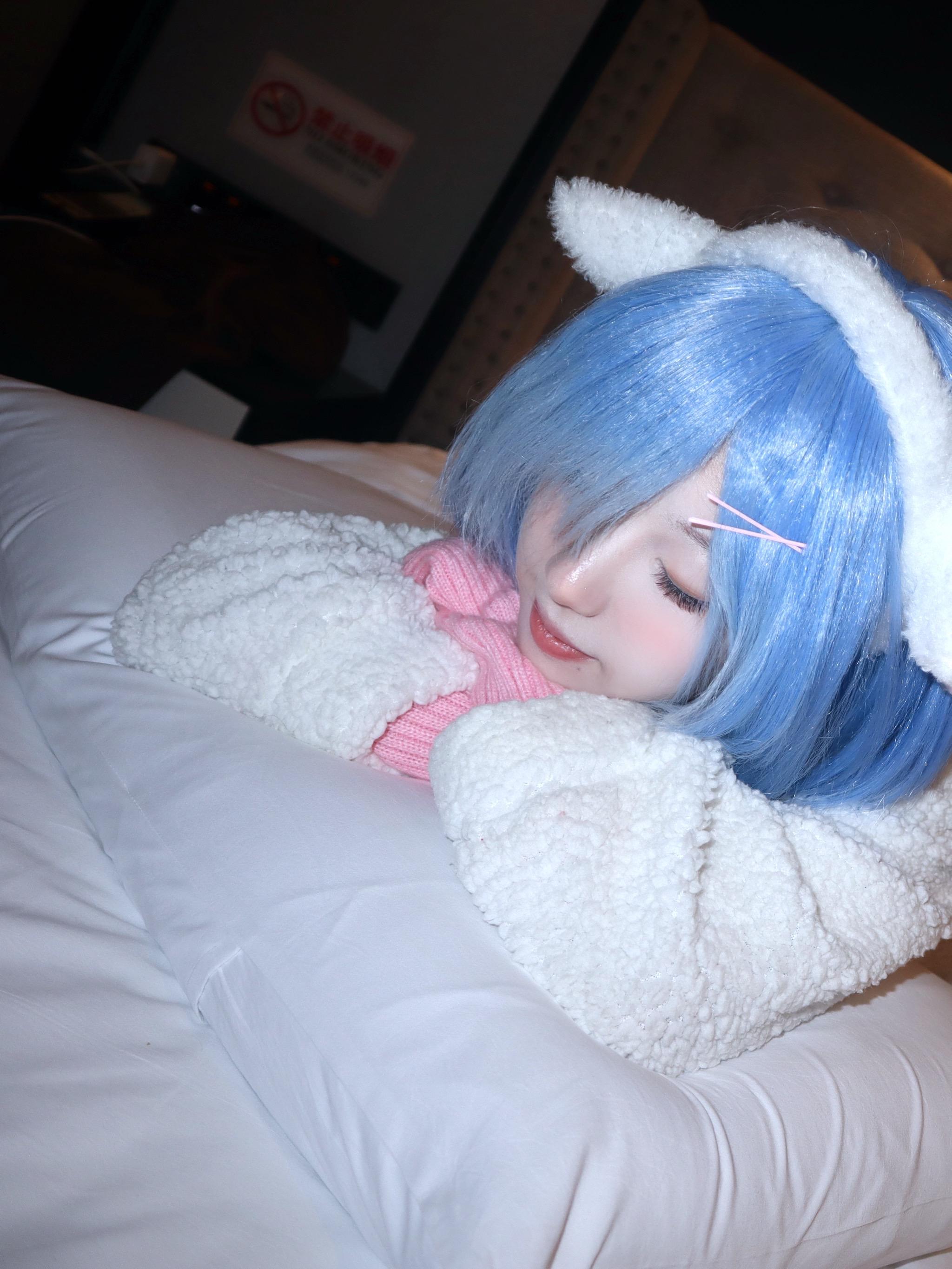 zzz.