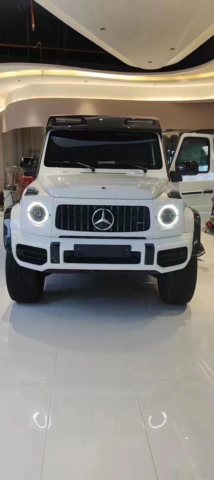 奔驰G63 4X4，颜色真好看。 ​​​