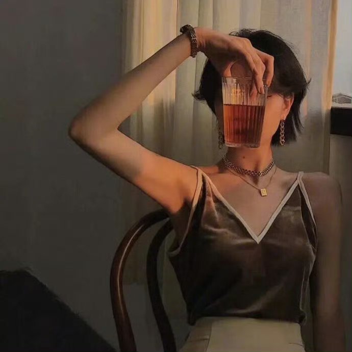 婚姻我替你们试过了，真相是：“你要乖 要能干 要会挣💰 要脾气好 要会省💰 