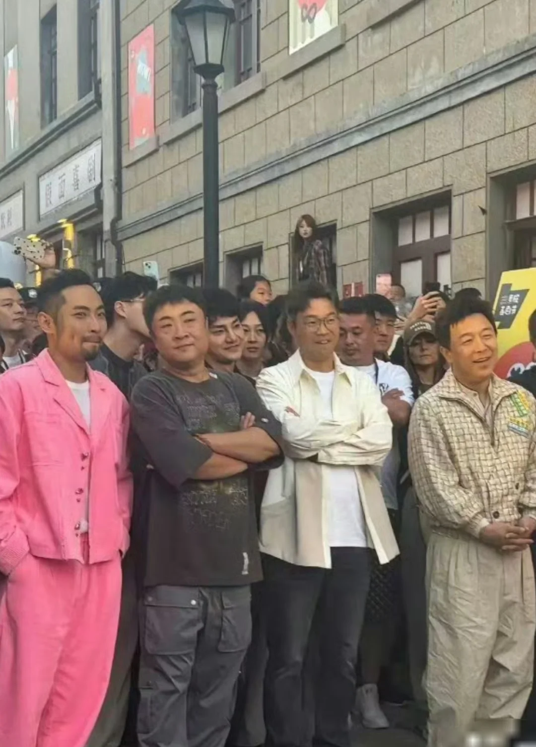 这几个中年男明星 穿搭松弛感拉满