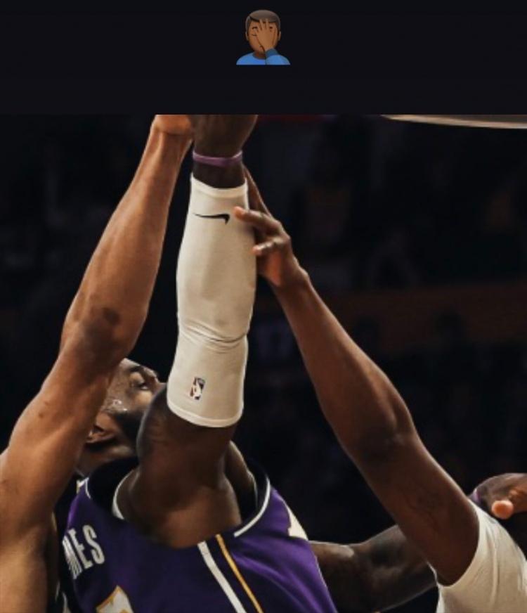 詹姆斯晒关键时刻上篮被打手：🤦
裁判报告：这球没有犯规！

裁判报告没有细究这