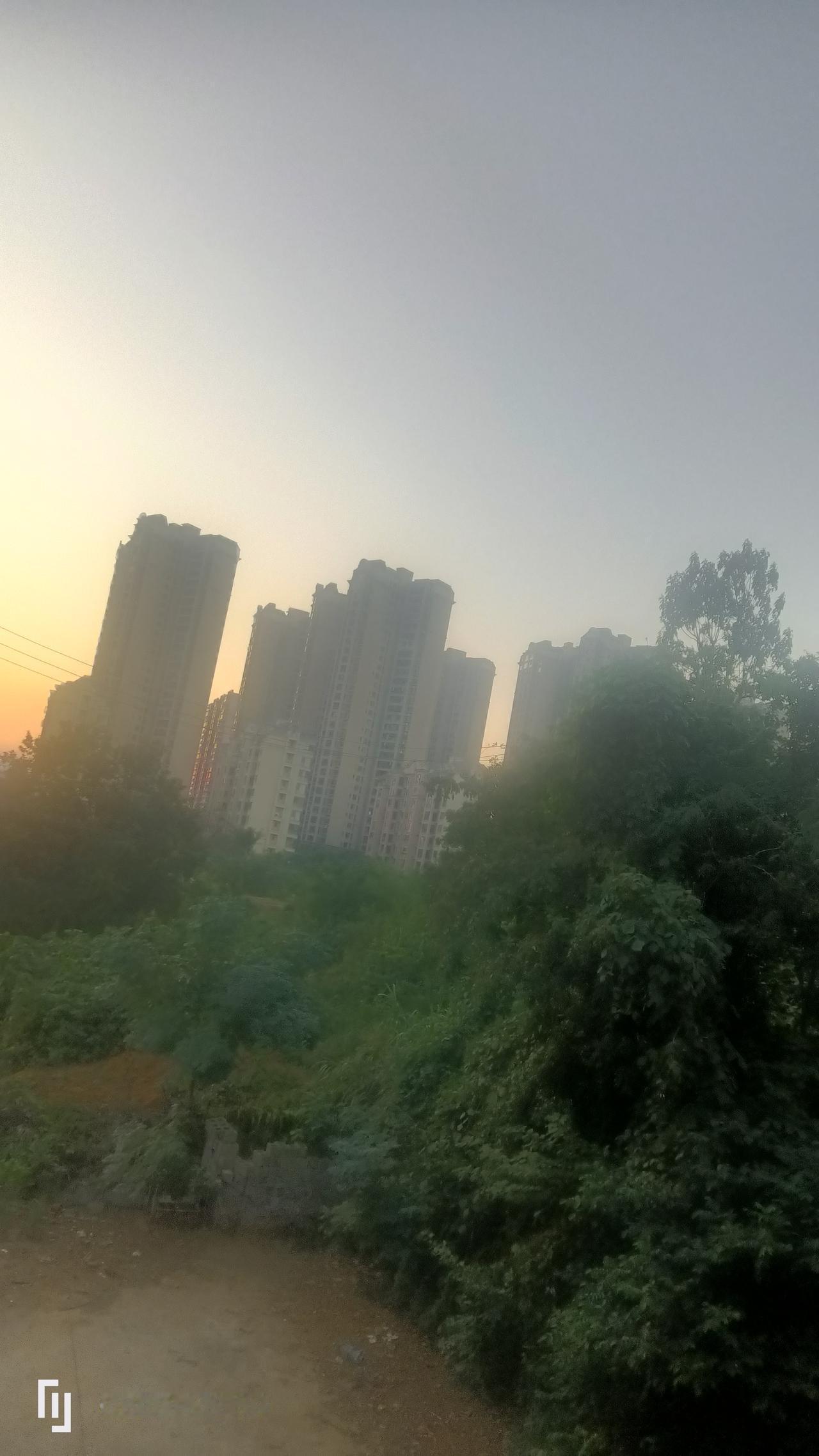 乔布斯：创新与坚持的传奇

史蒂夫·乔布斯，这个名字在全球范围内几乎无人不知。他