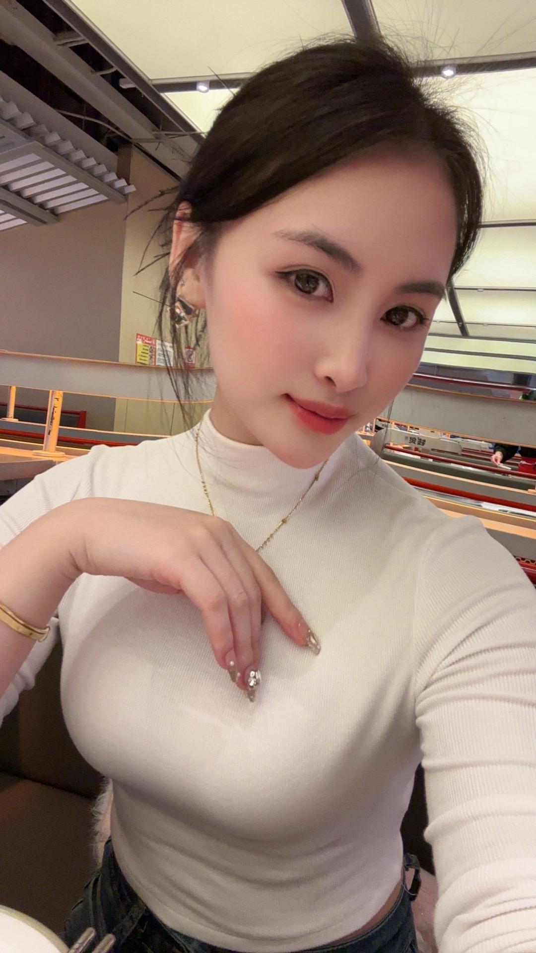 摊牌了不装了 最怕酒吧突然煽情