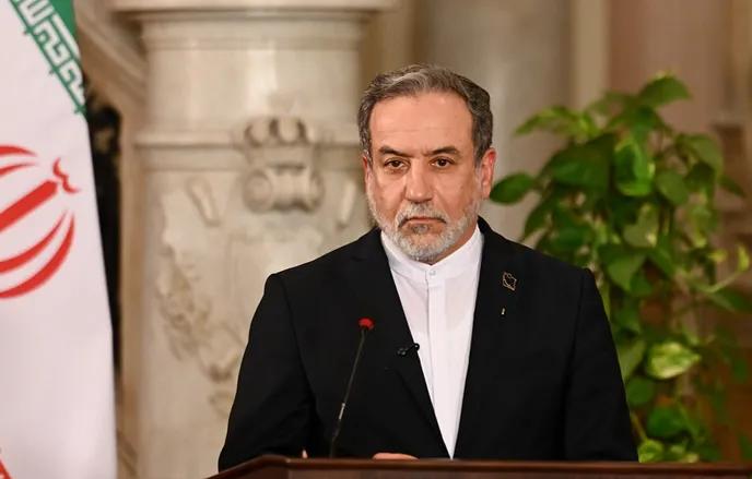 伊朗外交部：美国“代表以色列”参与针对德黑兰的冲突
 
伊朗外长阿拉克奇强调，在