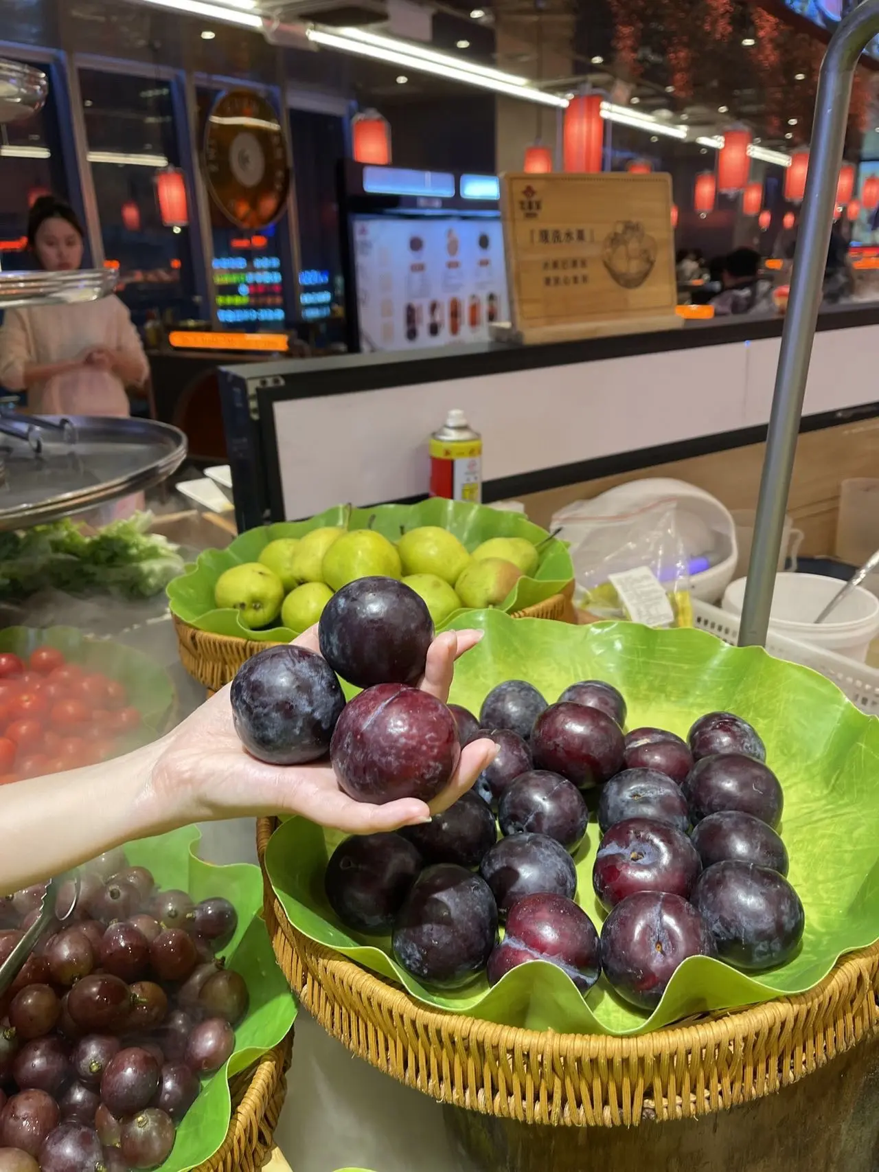 自助界的新宠儿！这家餐厅绝了！苏宁广场