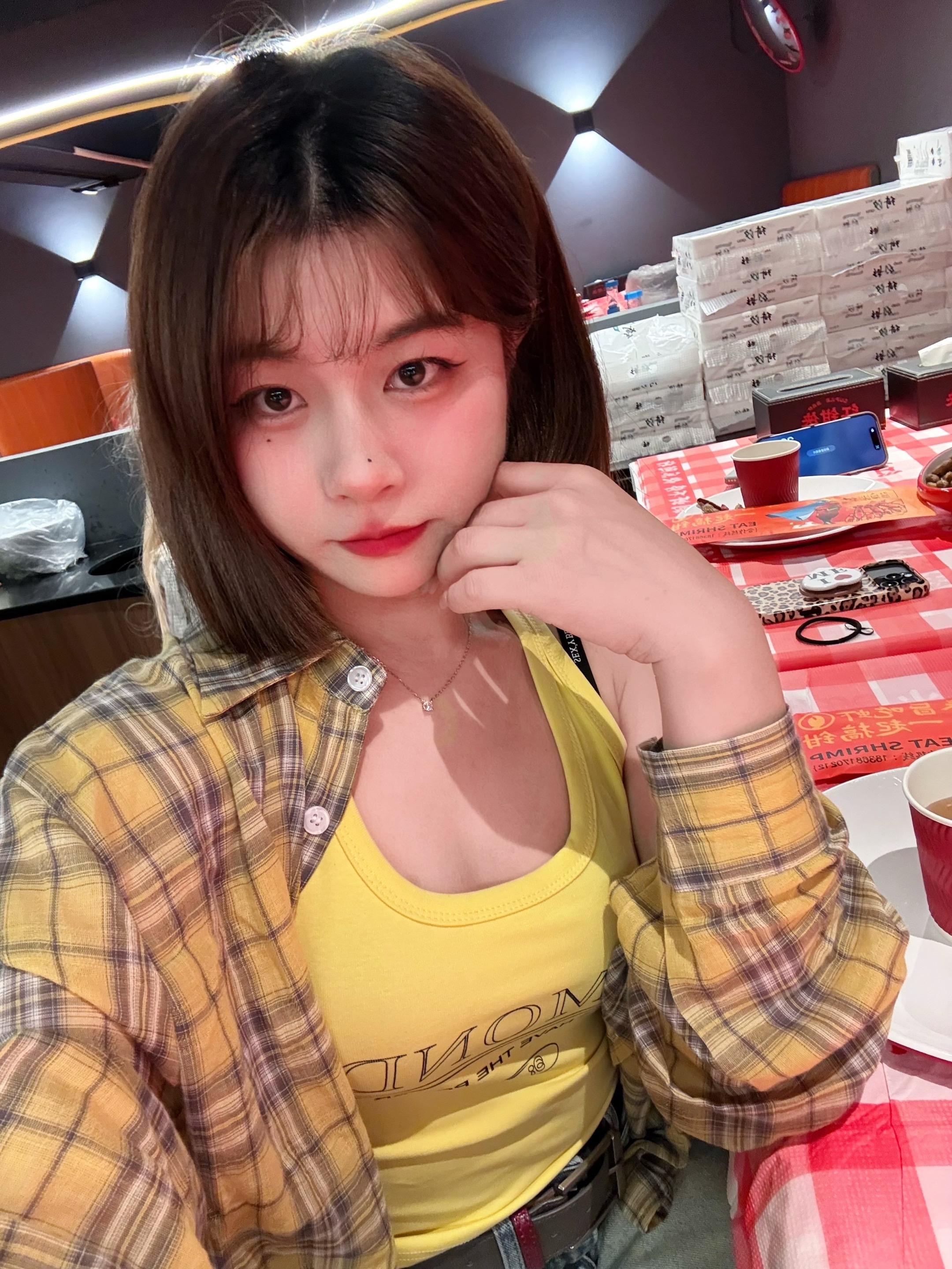 网络真的把我毁了 十年前我还能写的出800字作文，现在看到两行字就想复制