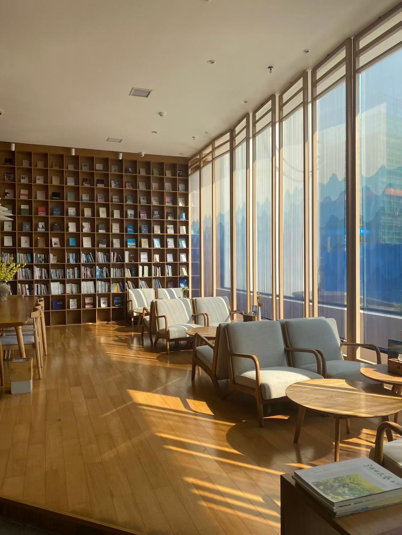 什么是确定性投资！
买国足输，就是确定性投资。
100%必赢，必赚钱。