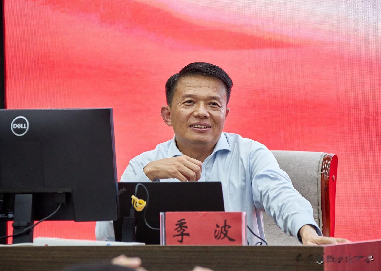 河南大学的季波书记为啥调去社科院了？而且还是从一把手变为副职。

熟悉高校体系的