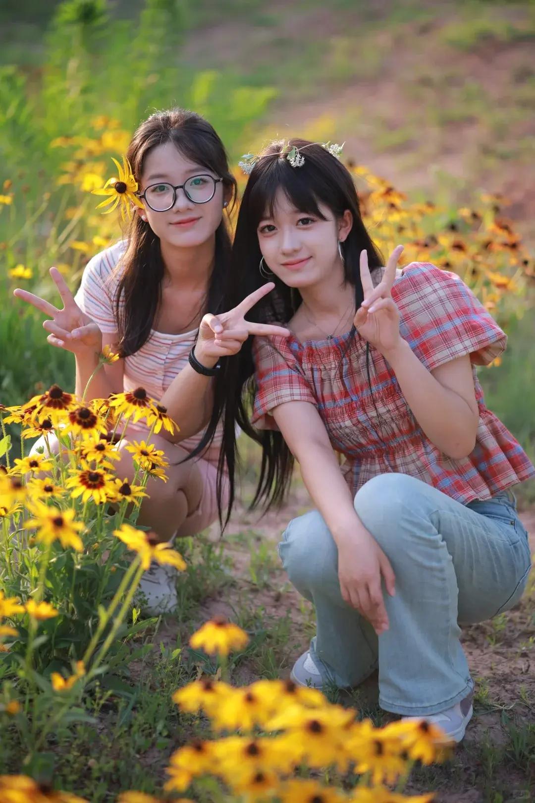 如果她们两同时追你，你应该怎么办，选谁好