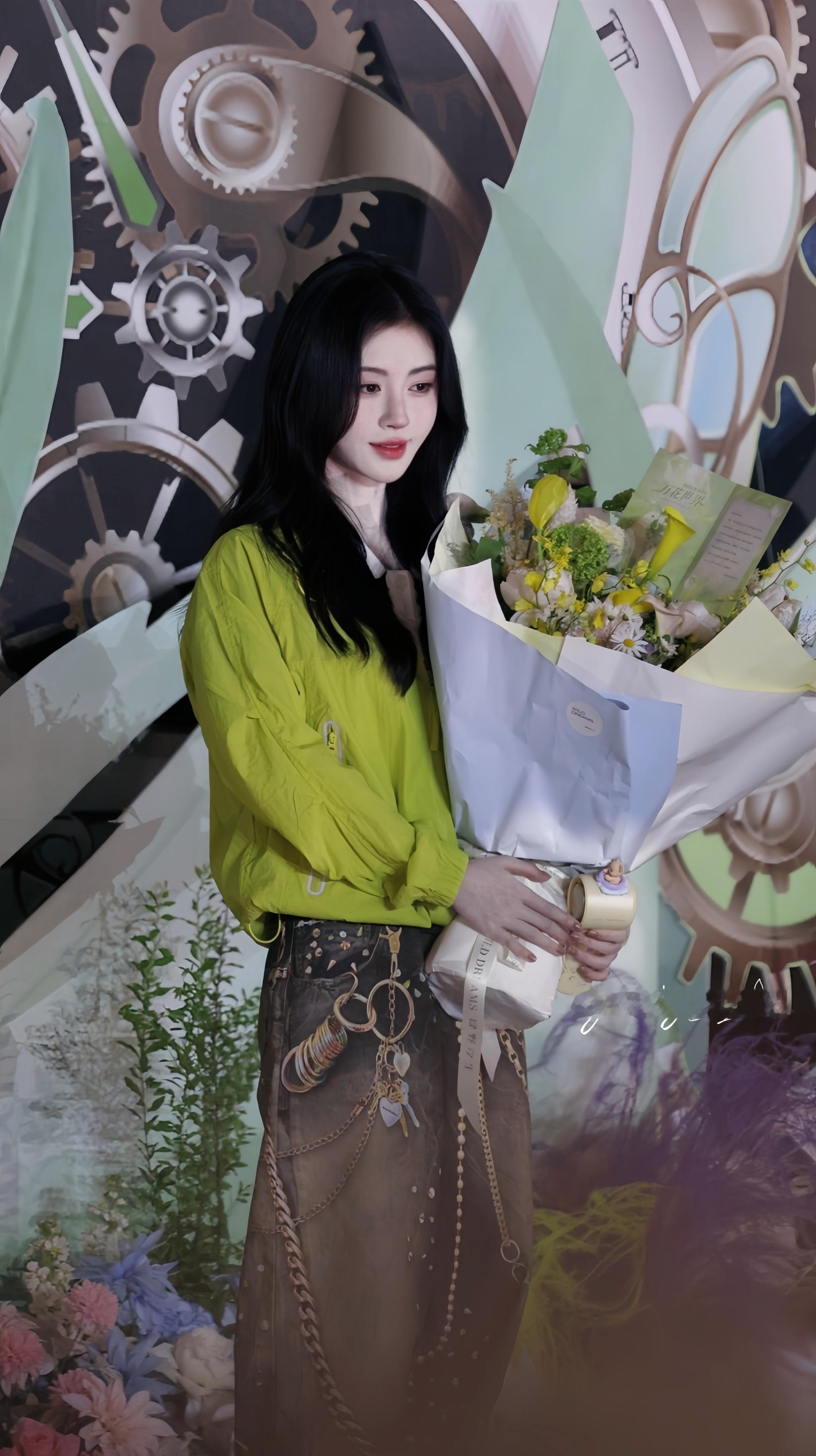 “温柔的萌萌祎”鞠婧祎鞠婧祎苏绿夏