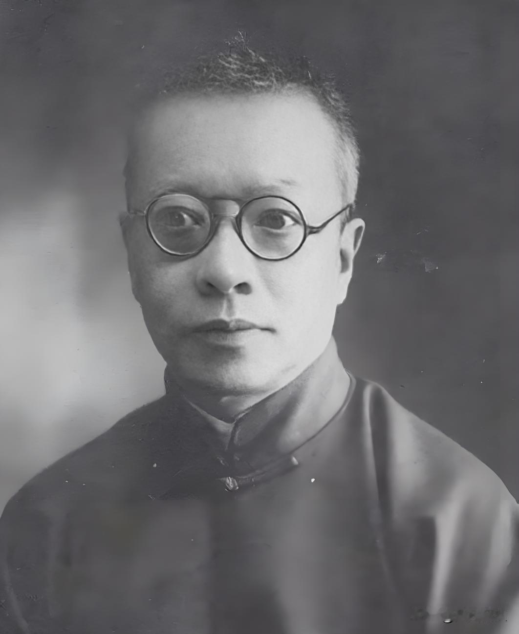 1927年，钱玄同迎来四十岁生日，猛然想起年轻时那句“人到四十不死就该枪毙”的狂