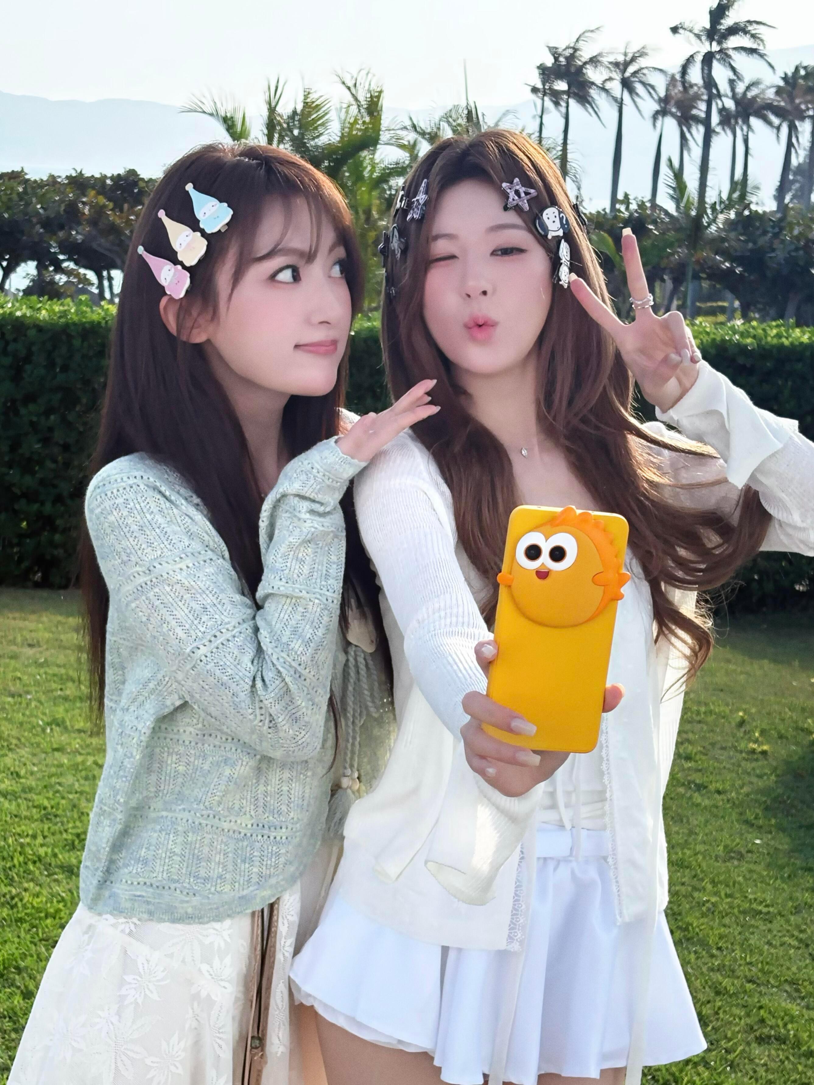 前方传来女神美照赵露思