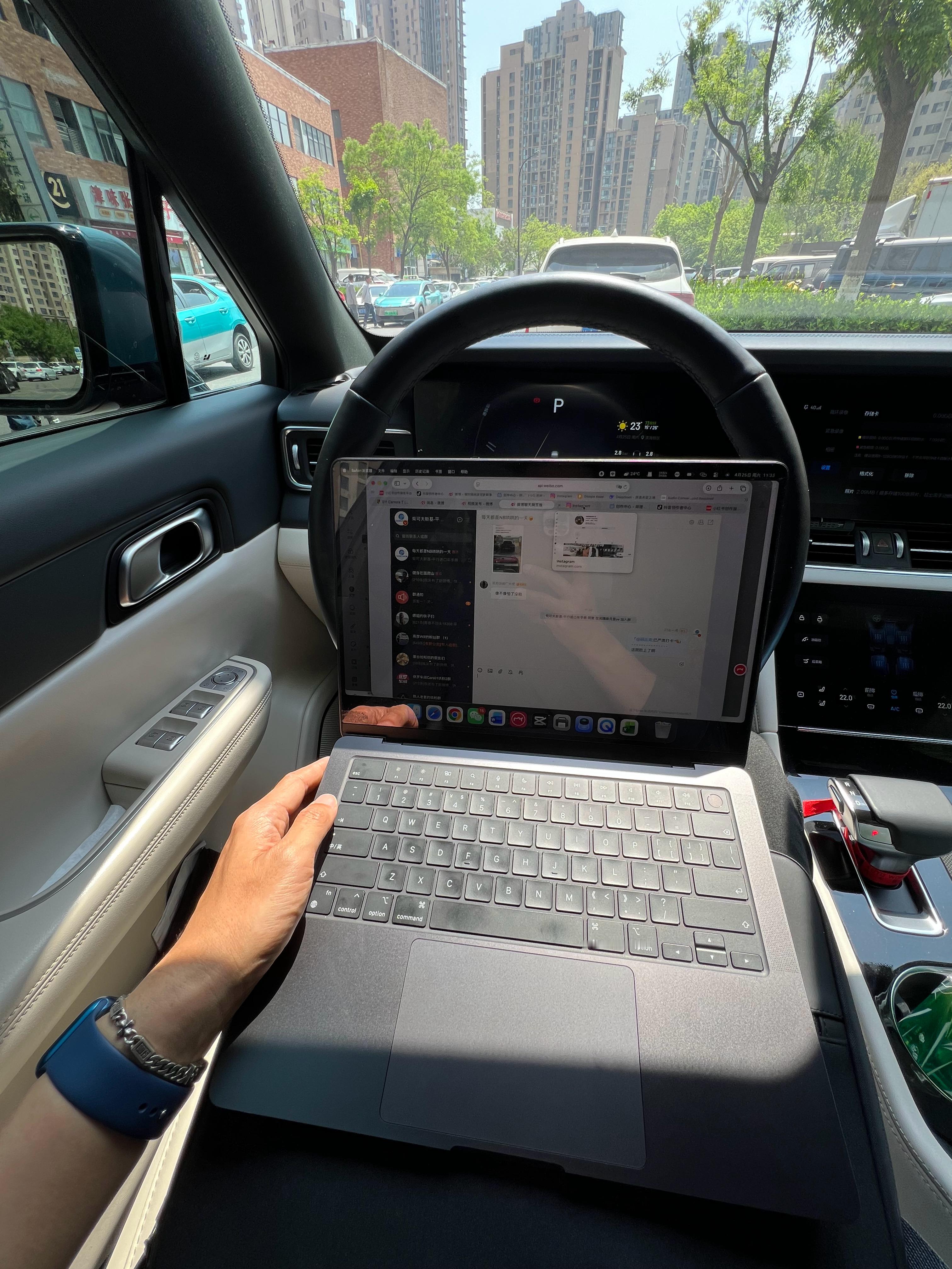 移动办公室新能源这点特别好，怠速开空调，完全没有心理负担且～成本很低 天津