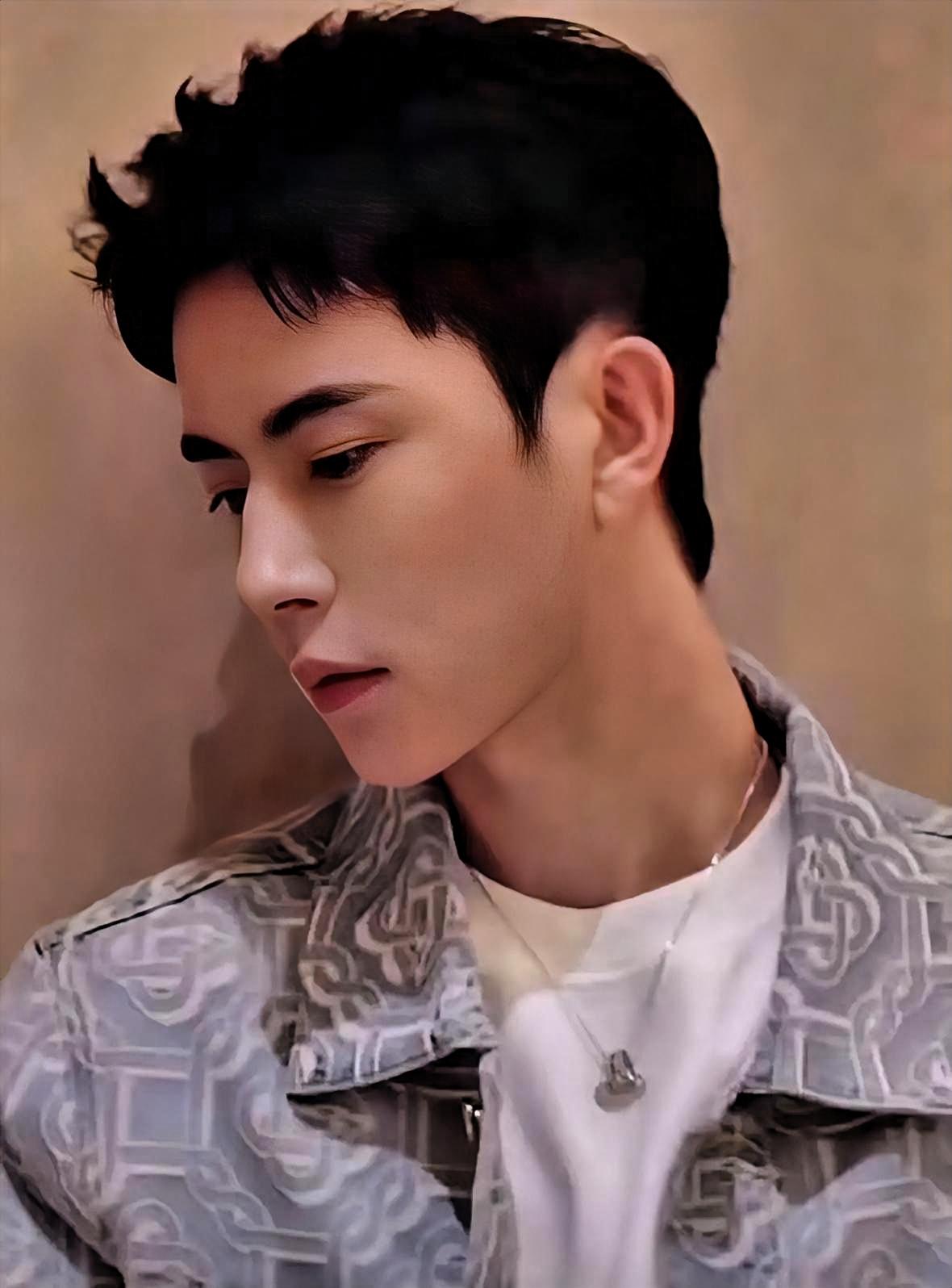 憋了整整七天，今天终于能开口说话了！
这种被迫当哑巴的滋味，真的太难受了。
 