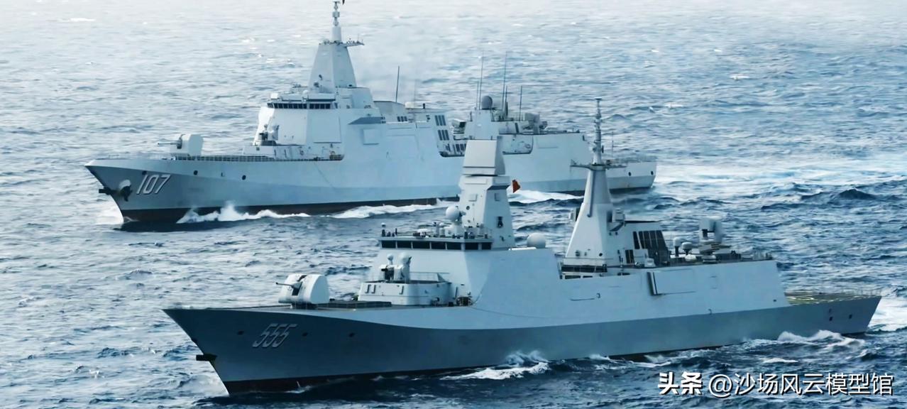 好图必须要发出来分享，我反正被震撼到了，保留了一年多的歼-35屏保终于可以换了