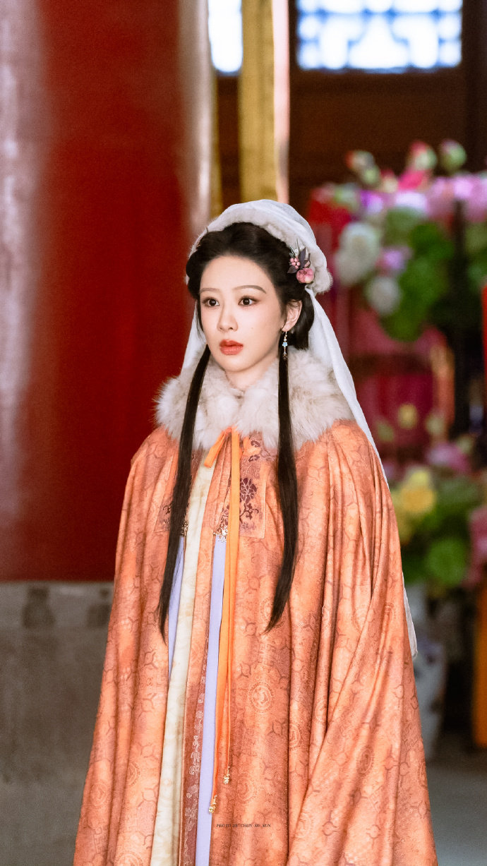 杨紫家业 杨紫李祯 有你，即使你在天涯，我在海角，我也不再孤独，我的心灵不再寂寥