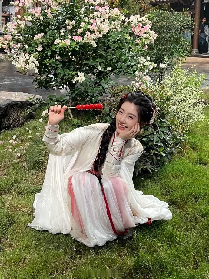 谁教王鹤润这么剪辑的内娱少见的全能型演员，演戏功底扎实，还不断解锁各种新才艺，剪