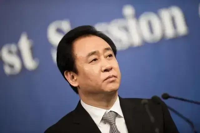 西方资本家发明的信托基金，真的是把保护资本家财产做到了极致。

以许家印的操作为