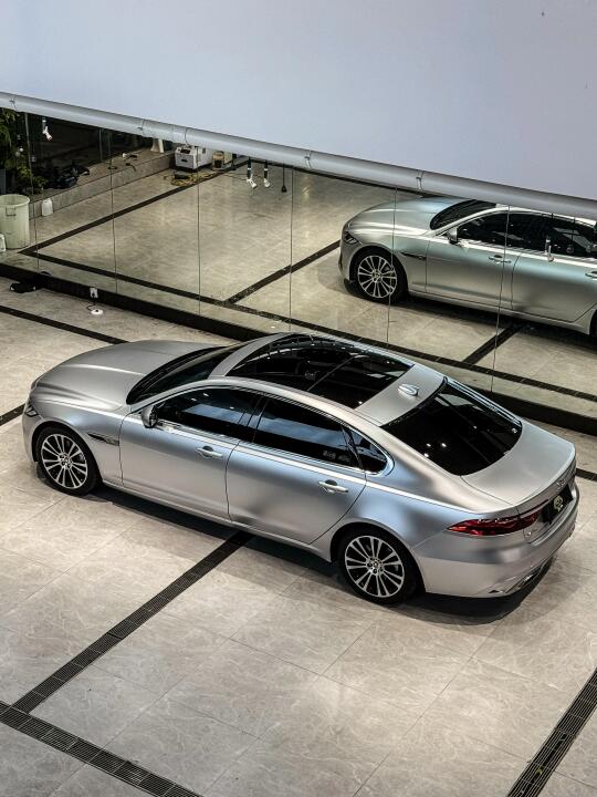 高级到窒息 | 这改色街拍出片率100%！