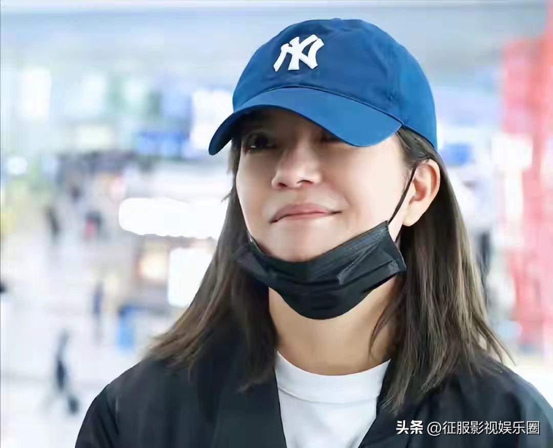 900万股权再冻结！赵薇：从顶流神坛到一地鸡毛，一手好牌打的稀烂

2026年3